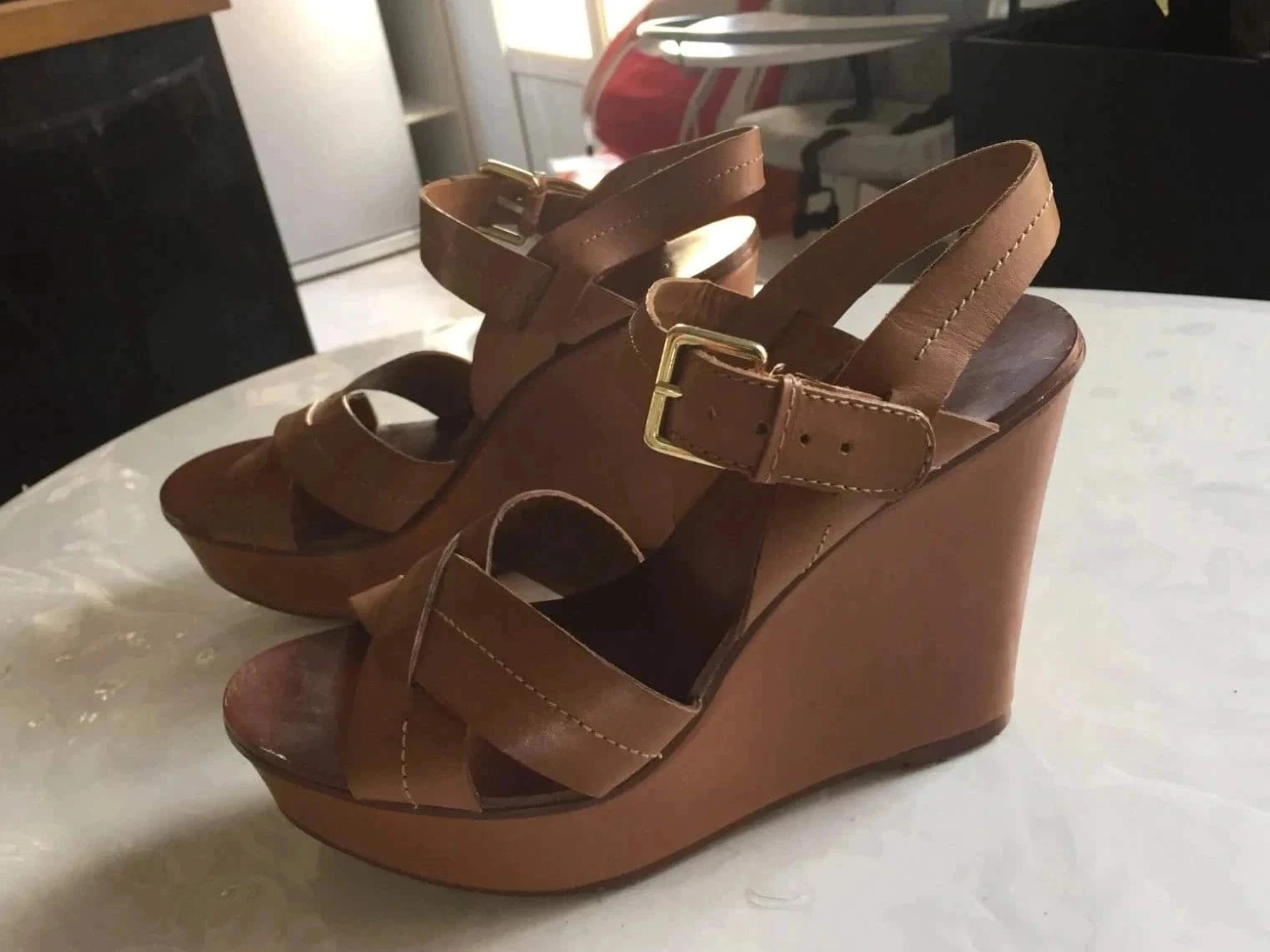 Sandales nu pied compensé ASH pointure 38